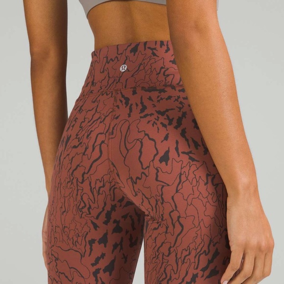 Lululemon Groove Super-High-Rise Split-Hem Flare Pant *Nulu - Picture 2 of 8